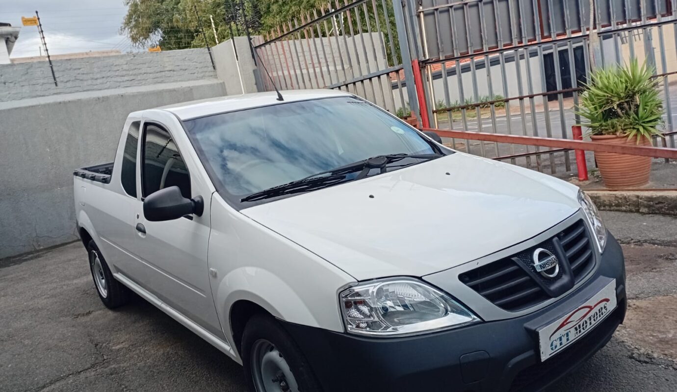 2022 Nissan NP200 1.6