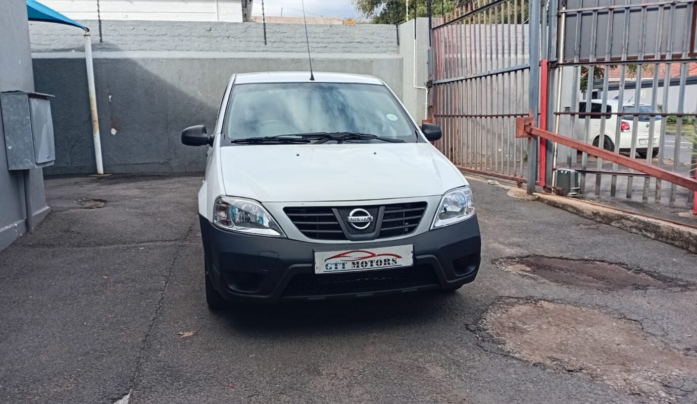 2022 Nissan NP200 1.6